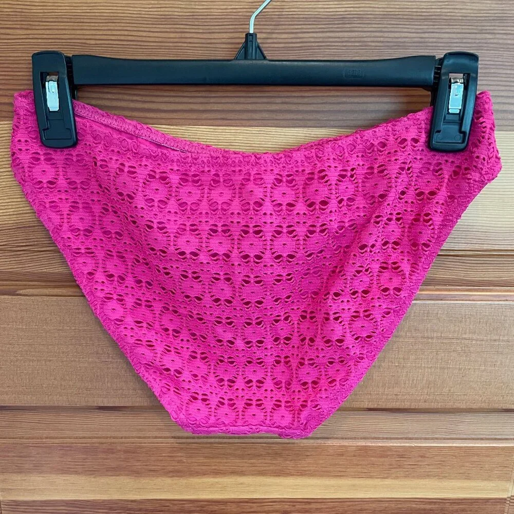 Rasberry Pink Crochet Bikini Bottoms - Women's Small - EUC - Picture 2 of 8